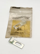 Load image into Gallery viewer, NOS M63420 Retainer Clip - JDX4, JDX6, JDX8, 300 and 400 Snowmobiles (s.n. -30,000)