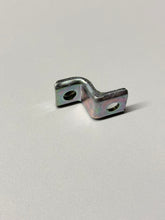 Load image into Gallery viewer, NOS AM52662 Cylinder Cover Clip - JDX4, JDX6, JDX8, 300 and 400 Snowmobiles (s.n. -30,000)