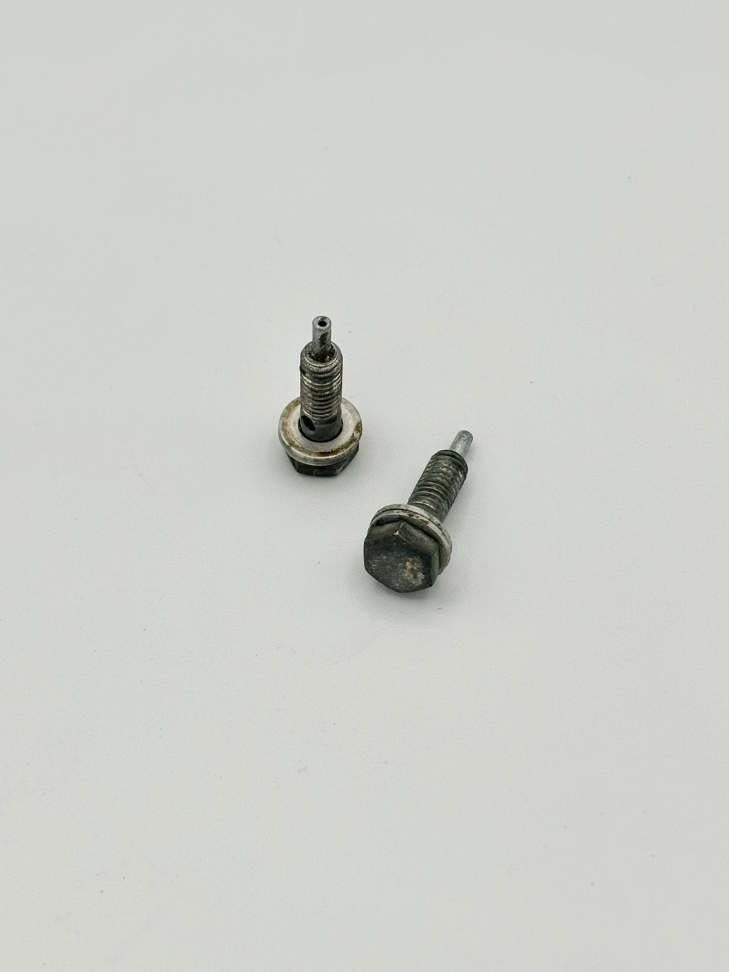 Oil Injection Nozzle M68579